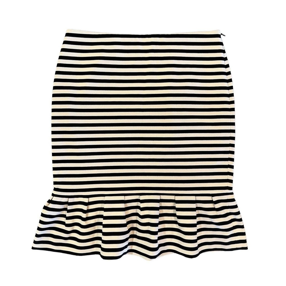 White House Black Market Skirt Women’s Size 6 Beige Black Striped Ruffle Bottom